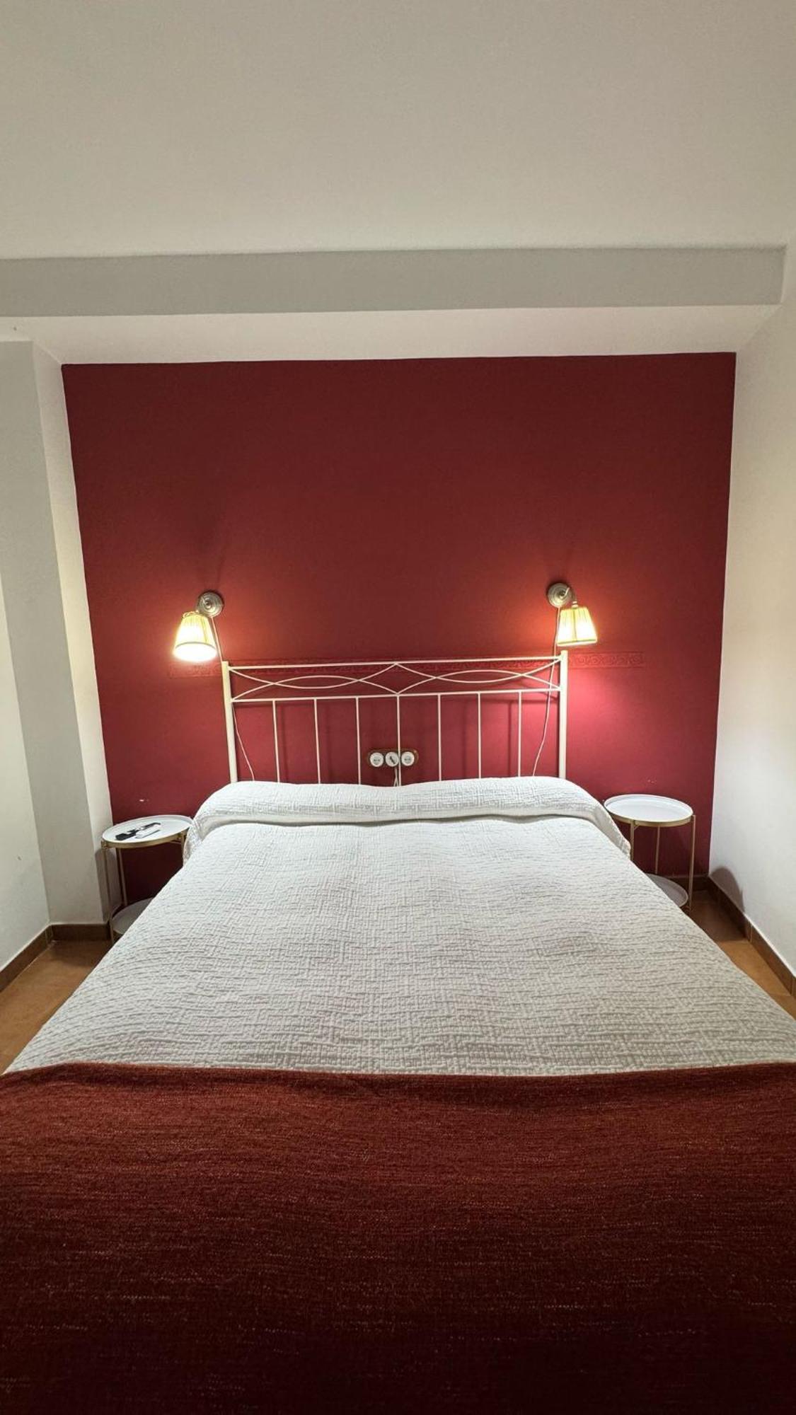 La Troje Oropesana Guest House ภายนอก รูปภาพ
